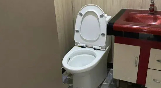 Hongtai Hotel Haicheng, Book Hotel Haicheng Liaoning