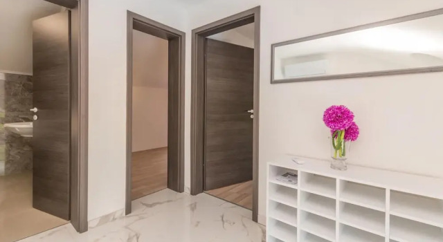 Gorgeous Home In Rastane Donje, Забронировать Отель Отели и гостиницы Донье-Раштане, Отель