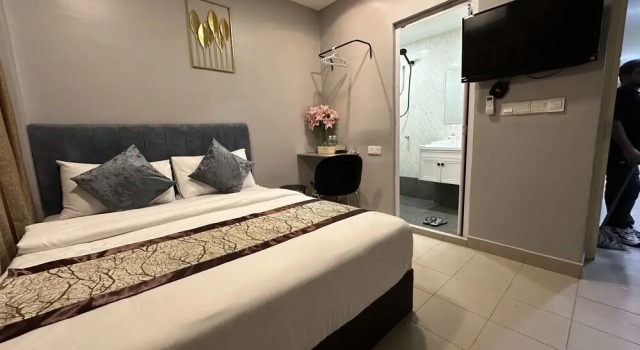 Четырёхместный семейный номер Standard с видом на город SS Grey Hotel BB