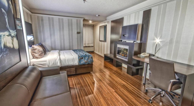 Одноместный номер Standard с балконом Hôtel Québec Inn par JARO