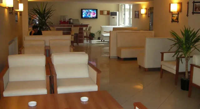 Hotel Sisli, Varaa Hotelli Hotellit Marmara-alue pysäköinnillä, Pysäköinti