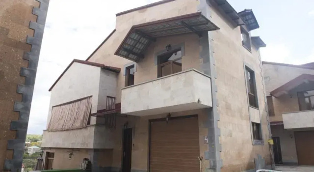 Astafian Chalet Tsaghkadzor, Забронировать Шале Коттеджи Котайкская области, Коттедж