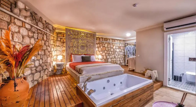 Трёхместный номер Standard Noa's Boutique Hotel