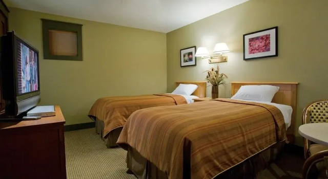 Tamarack Lodge, Rezerwuj Hotel Traverse City Michigan