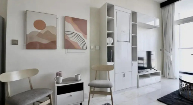 Brand New Studio Apartment with Balcony, Забронировать Апартаменты/квартира Отели Эмирата Дубая с бассейном, рядом с Al Wajeha Al Maeyah Marine Transport Station, Бассейн