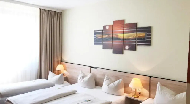 Номер Superior NOVINA HOTEL Südwestpark