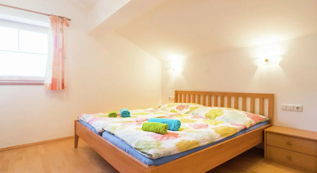 Apartment in Bramberg With a View of the Mountains, Rezerwuj Apartament Hotele w Salzburg z parkingiem, Parking