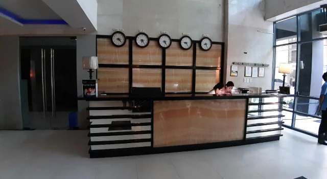 Residences in Ramos Tower by P&J