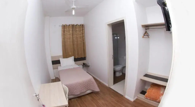 Номер Economy Morangos Hotel