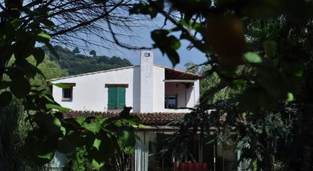 Le Clos de St Paul, Забронировать Отель Ла-Коль-сюр-Лу Приморские Альпы