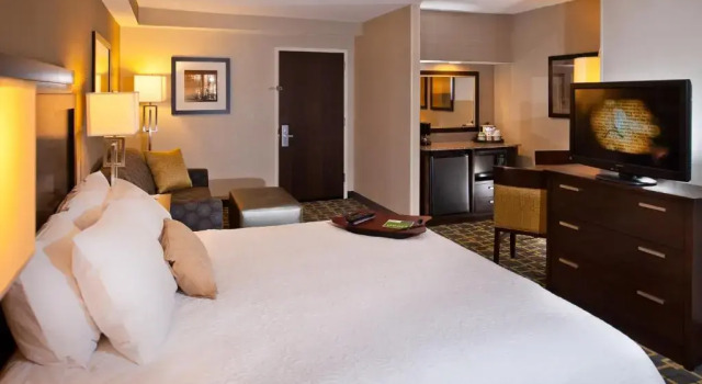 Номер Standard Hampton by Hilton Shelton