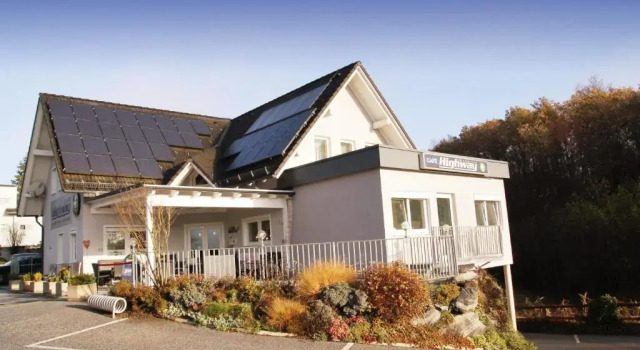 Cafe-Bar-Hotel Highway, Rezerwuj Hotel Hotele w Region Graz z parkingiem, Parking