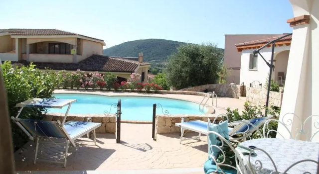 Mediterranean Sea Shell Pool House