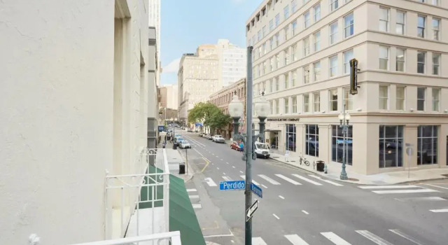 Sonder Baronne Manor, Забронировать Отель Новый Орлеан Луизиана, рядом с Казино Harrah's New Orleans