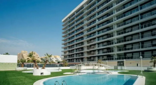 Crystal Modern apt. - 1st Beach Line, Забронировать Отель Оропеса-дель-Мар Azahar Coast