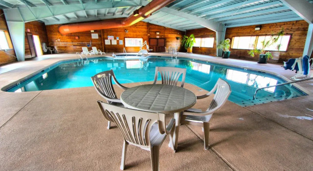 Roundhouse Resort
