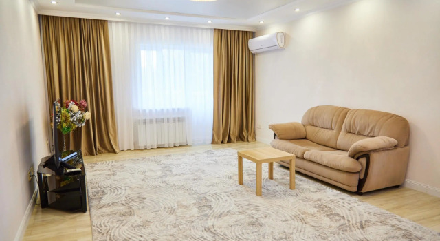 Apartments on Mailina street 54, Prenota Appartamento Almaty Kazakistan