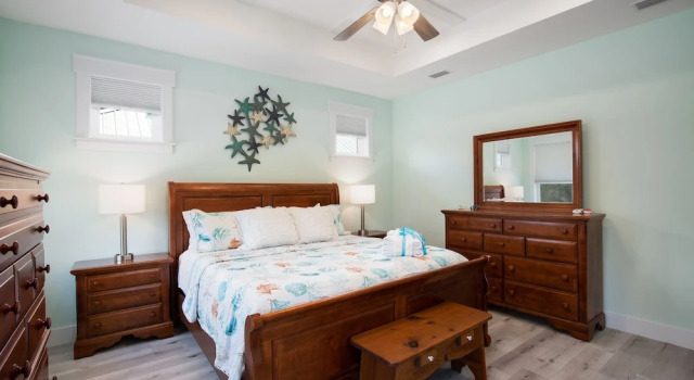 225 Sands St Stella Marina
