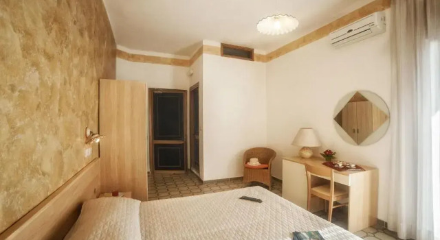 Номер Standard Hotel Royal