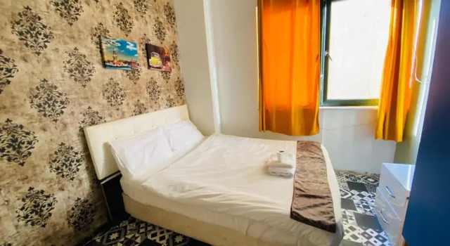 happy dreams ekonomik otel, Забронировать Отель Бейоглу Стамбул, рядом с Цветочный пассаж