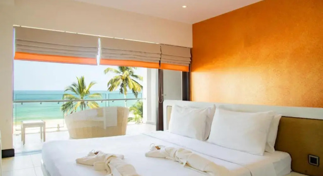 Люкс Отель Shinagawa Beach Hotel