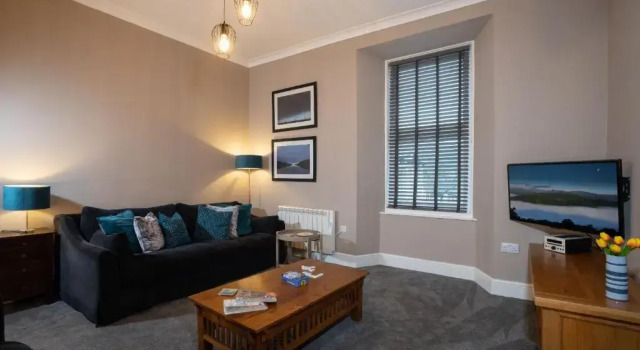 Spacious - 3 Storey Apartment - Central Ambleside - Outstanding Views