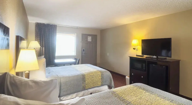 Четырёхместный номер Standard Deerfield Inn By Capital O Blytheville AR I55