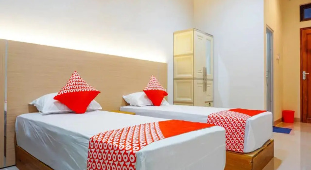 Номер Standard OYO 91648 Losari Homestay
