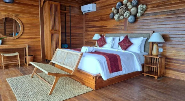 Patal Kikian, Book Hotel Sidemen Karangasem
