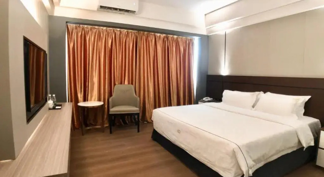 Номер Deluxe Jinguan Holiday Hotel