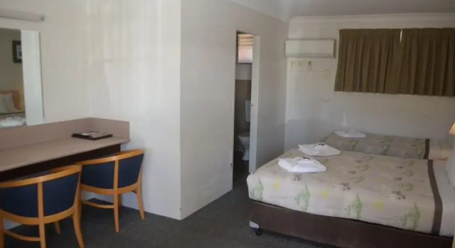 Номер Standard Ten Dollar Town Motel