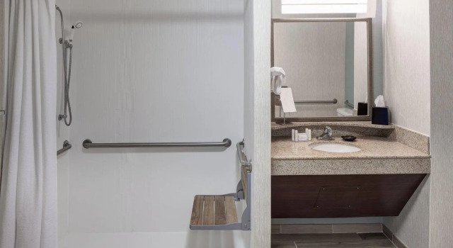 Двухместный номер Standard с балконом и oceanfront Courtyard by Marriott Virginia Beach Oceanfront-South