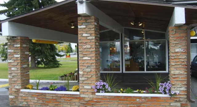 Stetson Village Inn, Rezerwuj Hotel Hotele w Calgary Region z parkingiem, Parking