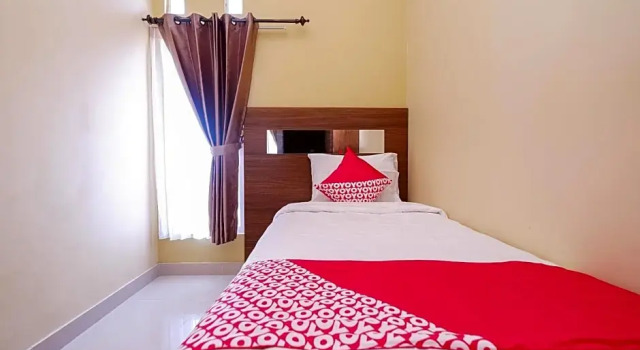 Habitación Estándar Super OYO 1506  Shabrina 2 Syariah