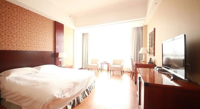 Qingdao Haitian Tunnel Hotel