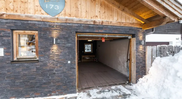 Family Chalet Karwendel, Rezerwuj Chalet Hotele w Tyrol z parkingiem, Parking