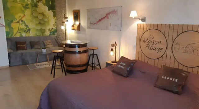 Номер Comfort La Maison Rouge