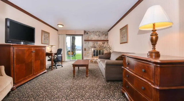 Номер Standard Best Western Edgewater Resort