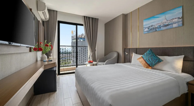 Двухместный номер Superior с видом на город Sochi Hotel