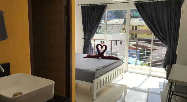 Номер Standard с балконом The HideAway Nanai Patong Beach