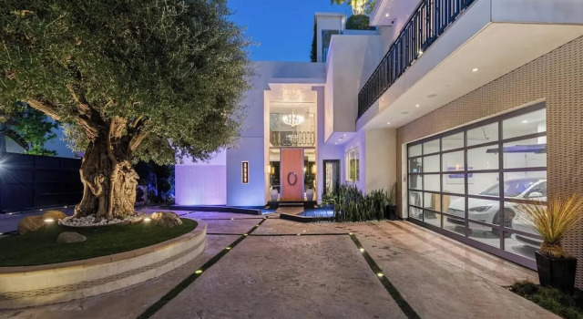 Alta Royale - Exquisite Designer Retreat Near Soho House & Rodeo Drive, Забронировать Дом для отпуска Коттеджи Уэст-Голливуда, Коттедж