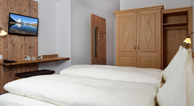 Двухместный номер Standard с балконом Hotel Plateau Rosa