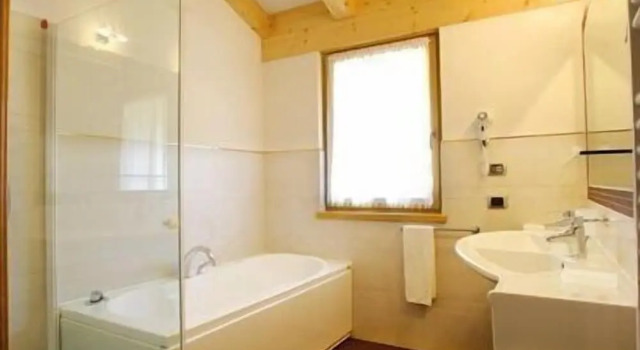 Двухместный номер Standard с балконом Nivis Hotel