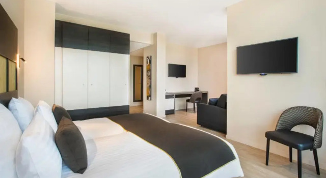 Двухместный семейный номер Standard Best Western Plus Hôtel Escapade Senlis