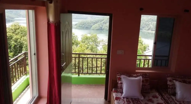 Двухместный номер Deluxe Begnas Yoga & Retreat