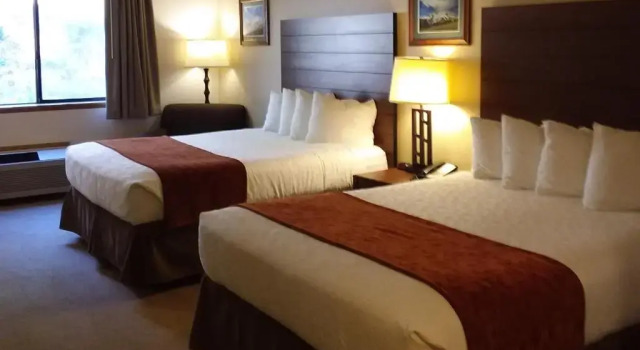 Четырёхместный номер Deluxe Nisqually Lodge