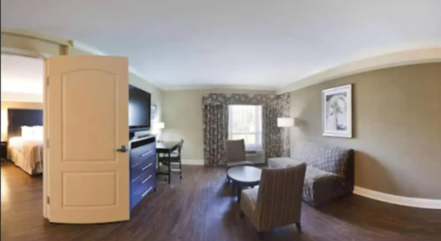 Люкс с 2 комнатами Holiday Inn Macon North by IHG