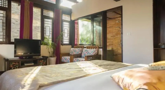 Floral Hotel Limaroonthai shuhe, Забронировать Отель Отели Лицзян 3 звезды, рядом с Nine-Tripod Dragon Pond, 3*
