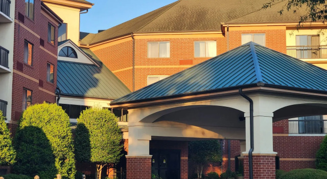 Courtyard by Marriott Hickory, Book Hotel Hickory North Carolina