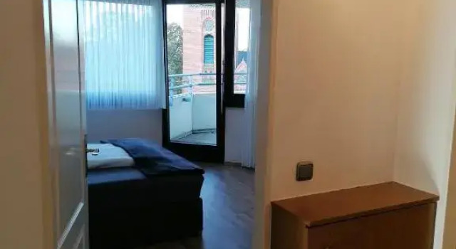 1 Person - Single - Appartement -Zentral gelegen in Leverkusen Wiesdorf - Friedrich Ebert Platz 5a , 4te Etage mit Aufzug-und mit Balkon, Book Apartment Leverkusen North Rhine-Westphalia